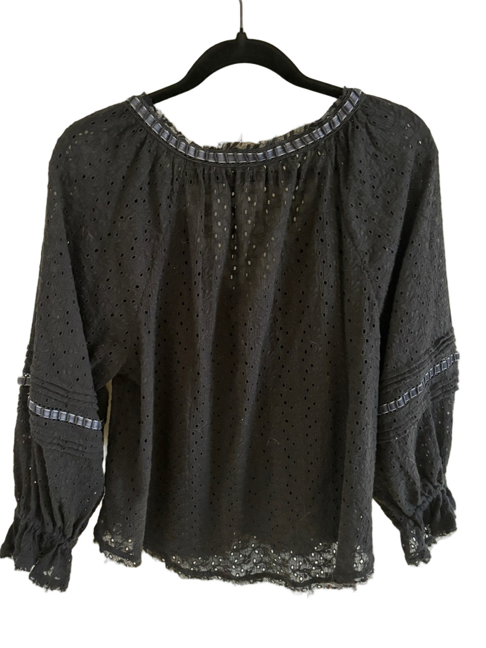 Free People Darcy Black Eyelet V-Neck Womens Top Boho Peasant Blouse Size Medium - Picture 3 of 10